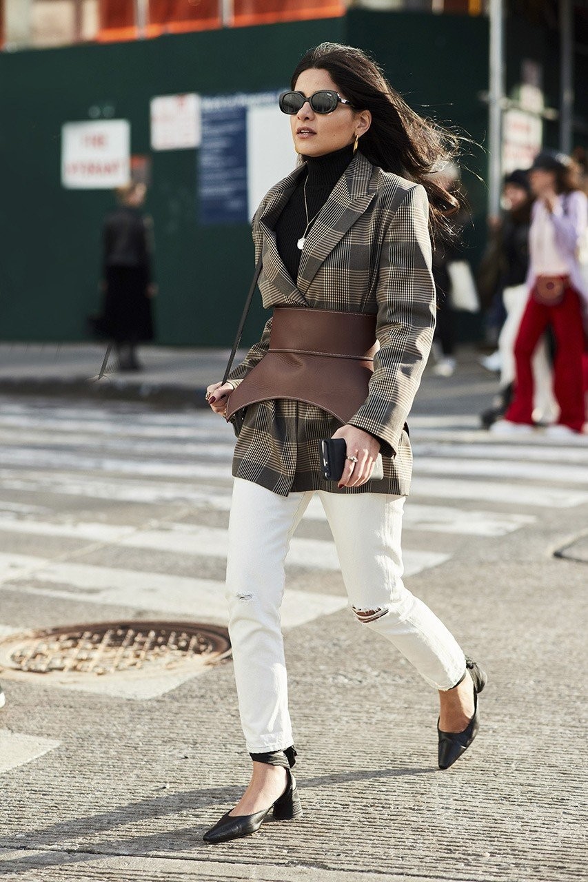 Τα NYFW street style looks που δε θα σταματάτε να χαζεύετε - Φωτογραφία 31