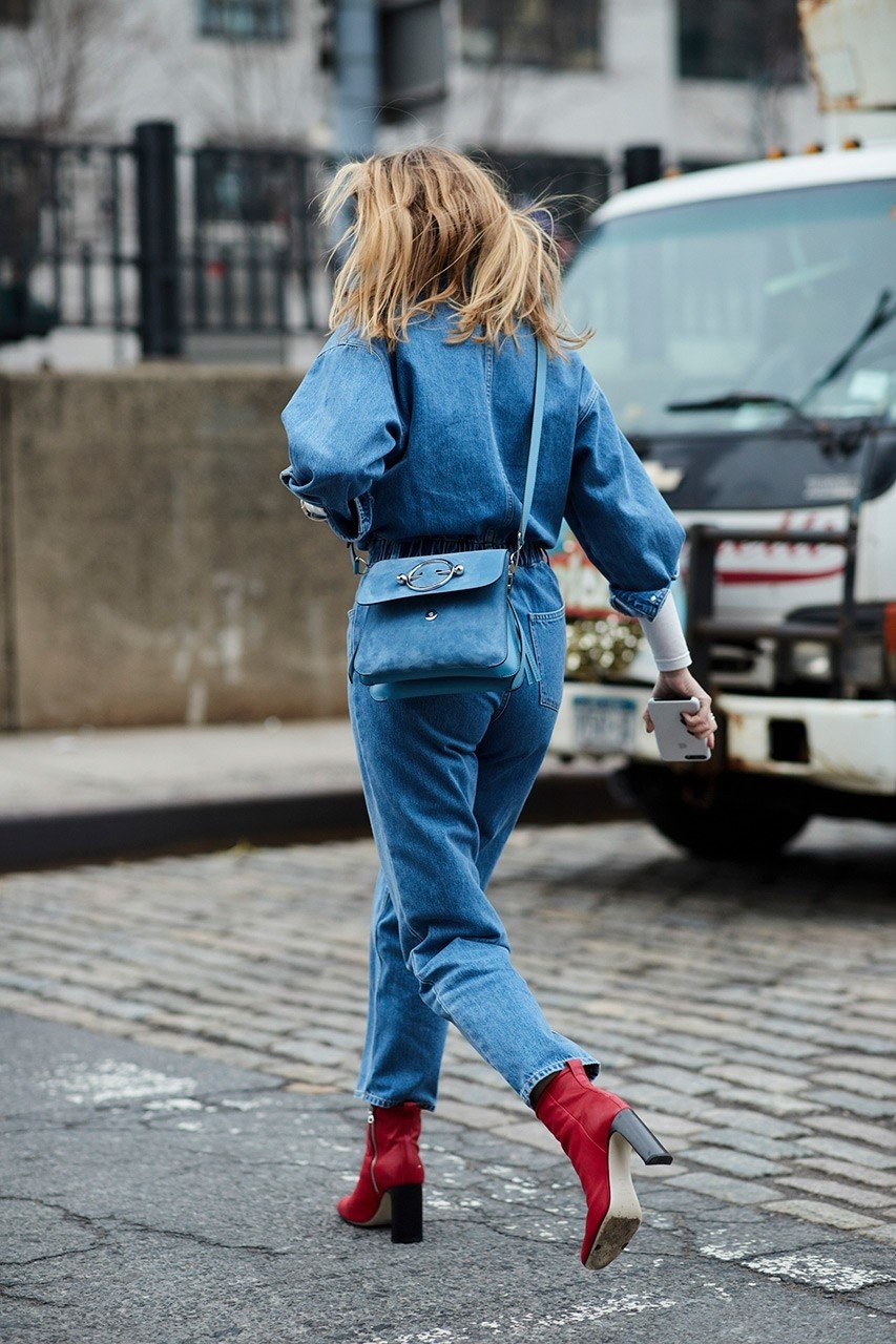 Τα NYFW street style looks που δε θα σταματάτε να χαζεύετε - Φωτογραφία 42