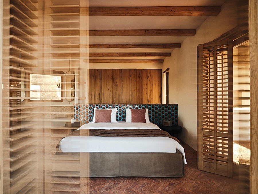 Η πολυτέλεια σμίγει αριστοτεχνικά με την ανεπιτήδευτη απλότητα σε αυτήν την breathtaking βίλα στη Μύκονο - Φωτογραφία 1