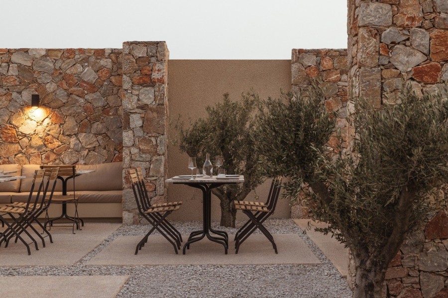 Αυτή η υπέροχη κατοικία στη Φολέγανδρο αποτελεί επιτομή της αρχαίας γοητείας του νησιού- Φωτογραφία 5