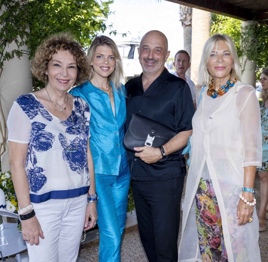 Η APOELLA Boutique γιόρτασε τα 10 χρόνια με ένα μοναδικό Sunset Party στο Sani Resort στη Χαλκιδική - Φωτογραφία 3