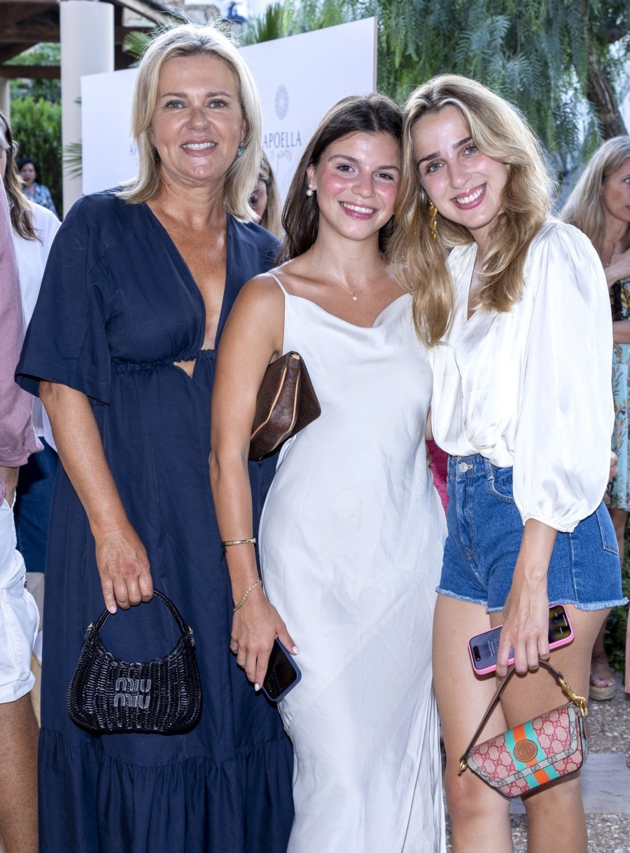 Η APOELLA Boutique γιόρτασε τα 10 χρόνια με ένα μοναδικό Sunset Party στο Sani Resort στη Χαλκιδική - Φωτογραφία 13