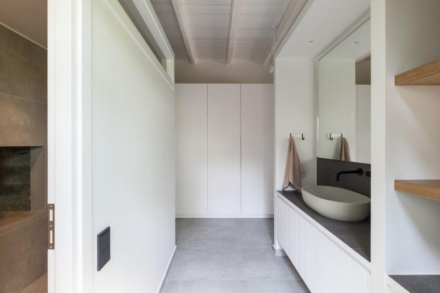 Μια πέτρινη εξοχική κατοικία στην Τζιά μετατρέπεται στο απόλυτο καλοκαιρινό όνειρο- Φωτογραφία 8