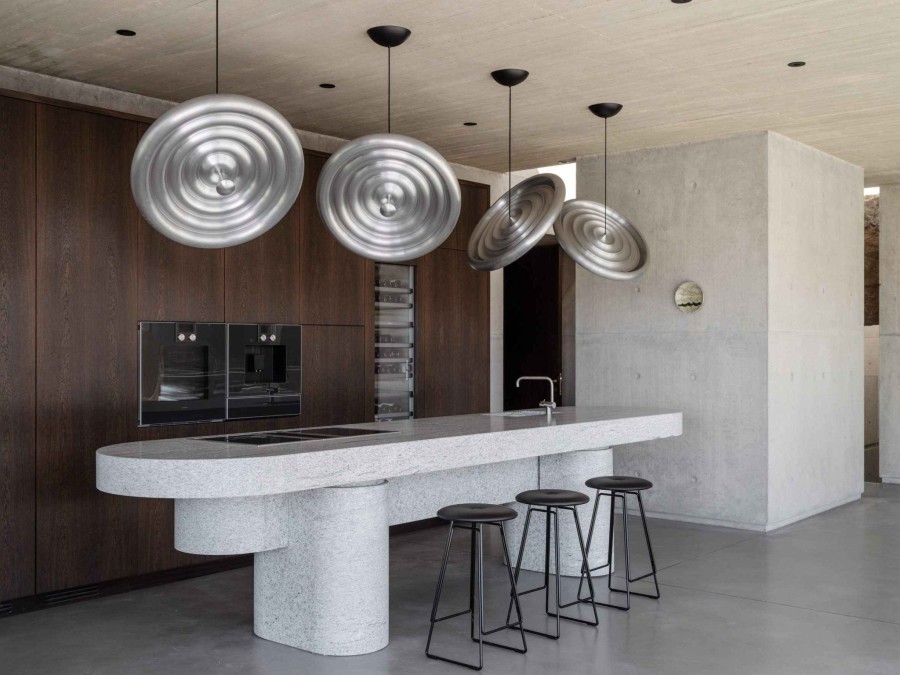 Ο Βρετανός designer Tom Dixon συνεργάστηκε στον σχεδιασμό μιας εκπληκτικής βίλας στη Μύκονο - Φωτογραφία 1