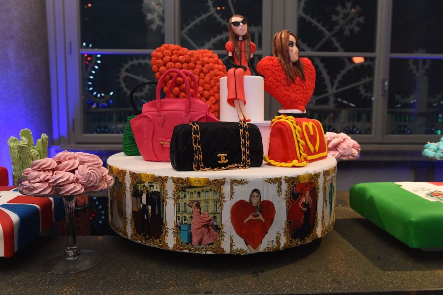 Μια διαφορετική δημοπρασία από την Anna dello Russo - Φωτογραφία 6