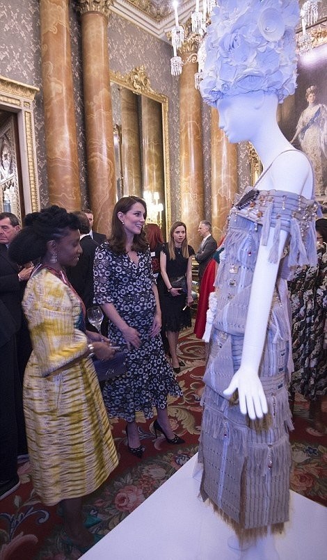 Μια βραδιά στο παλάτι του Buckingham αφιερωμένη στη βιώσιμη μόδα - Φωτογραφία 9