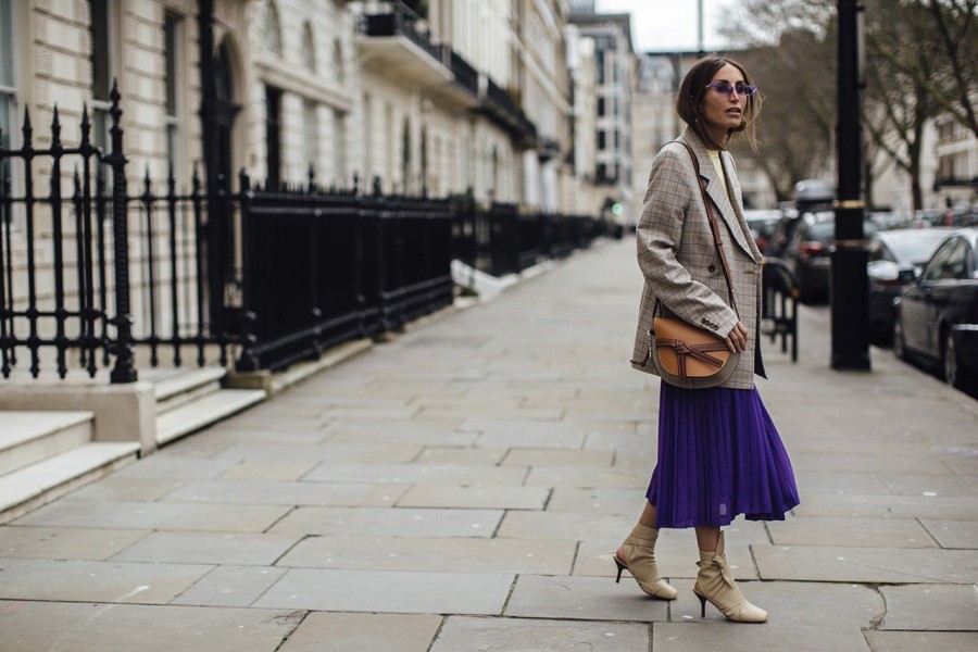 Οι street style εμφανίσεις από το LFW που θα θέλετε να αντιγράψετε - Φωτογραφία 18