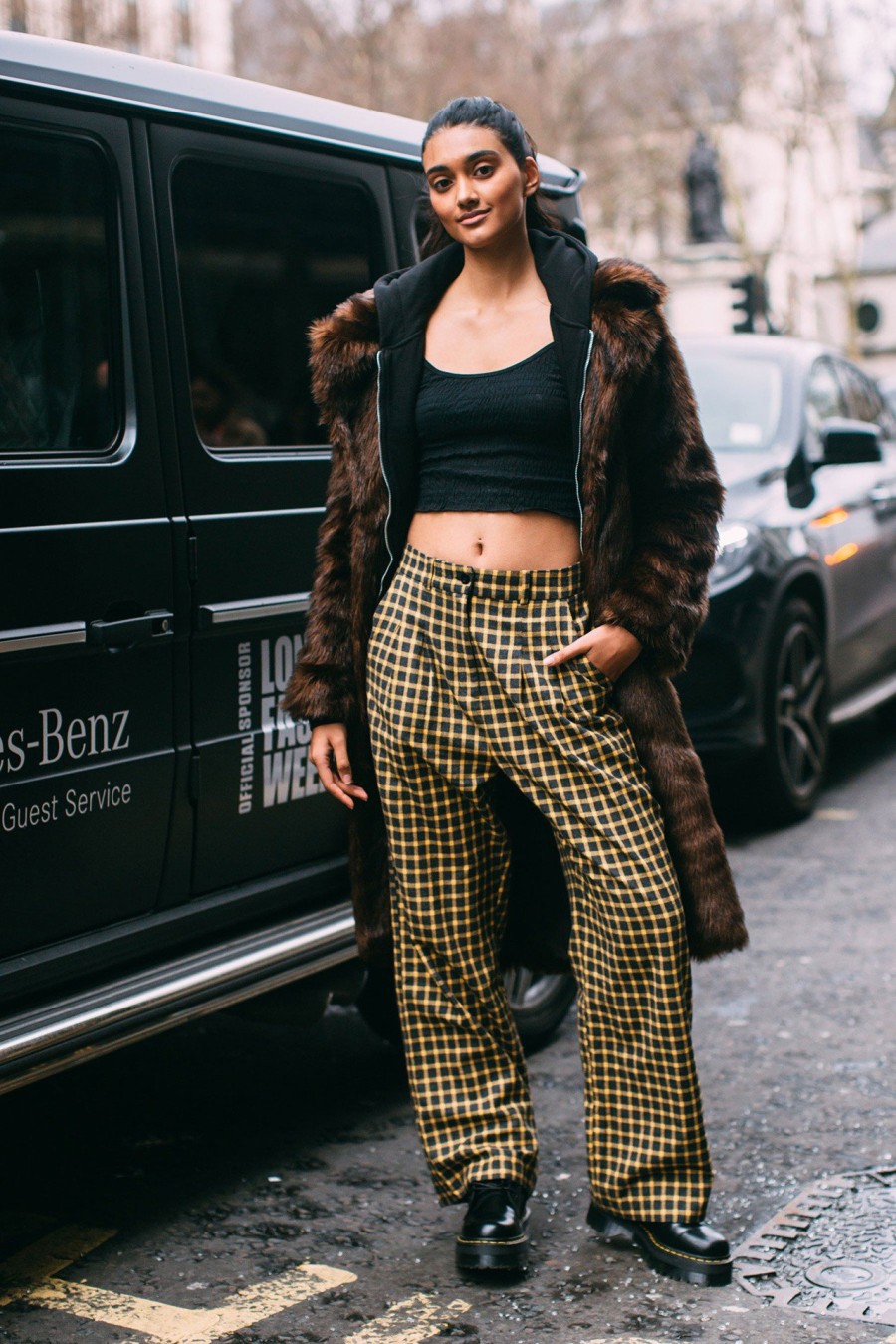 Οι street style εμφανίσεις από το LFW που θα θέλετε να αντιγράψετε - Φωτογραφία 2