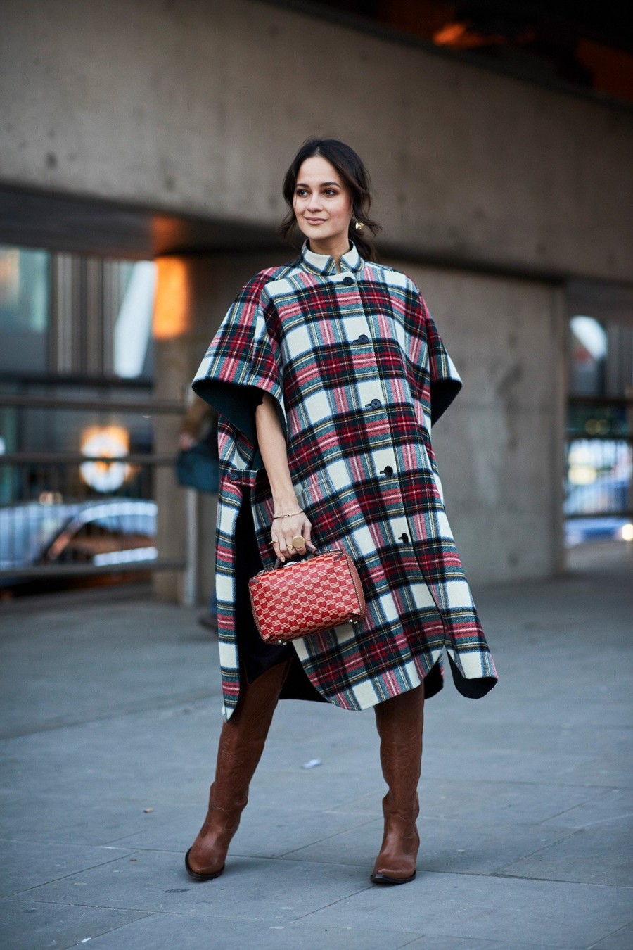 Οι street style εμφανίσεις από το LFW που θα θέλετε να αντιγράψετε - Φωτογραφία 34