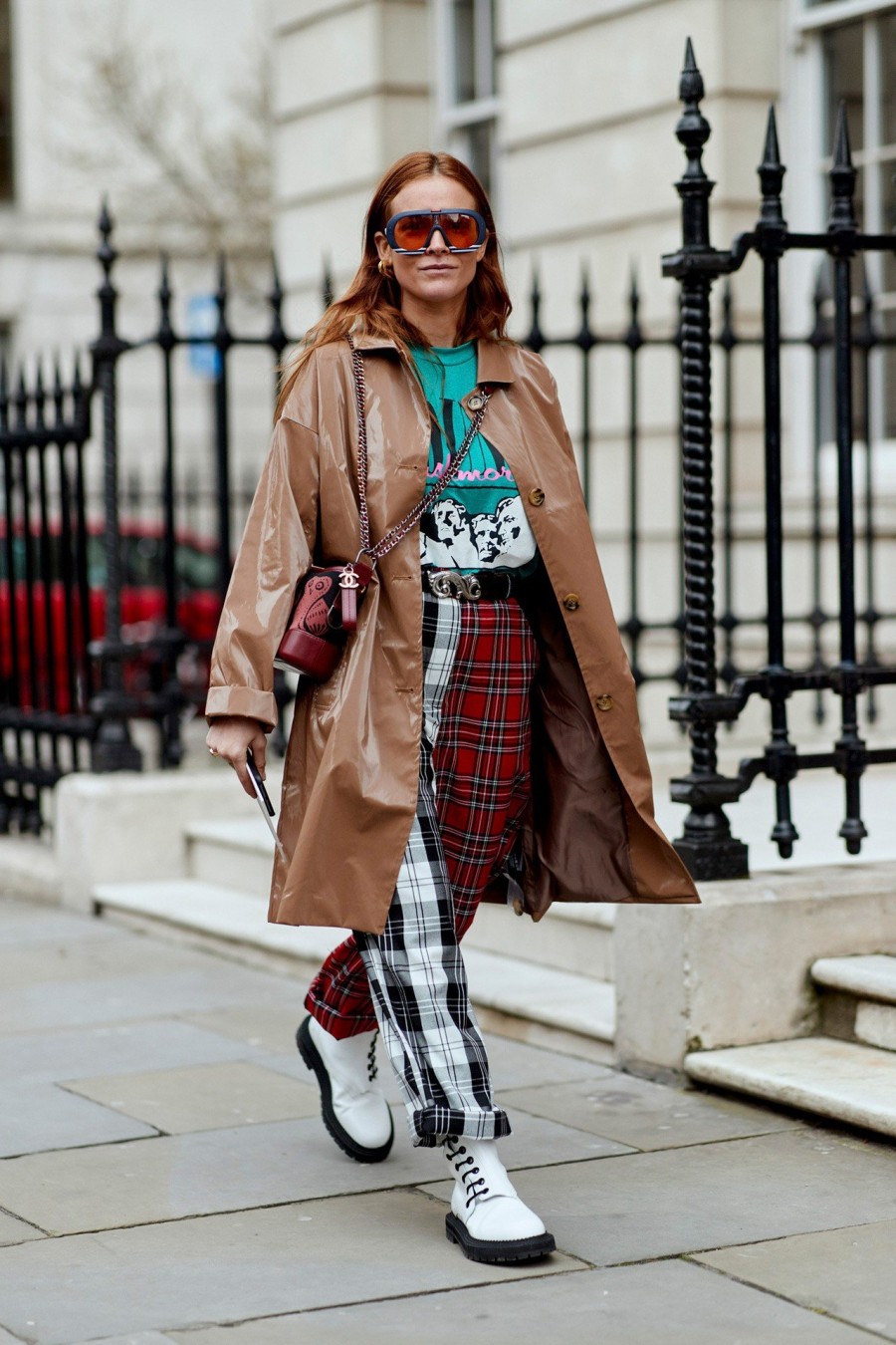 Οι street style εμφανίσεις από το LFW που θα θέλετε να αντιγράψετε - Φωτογραφία 12