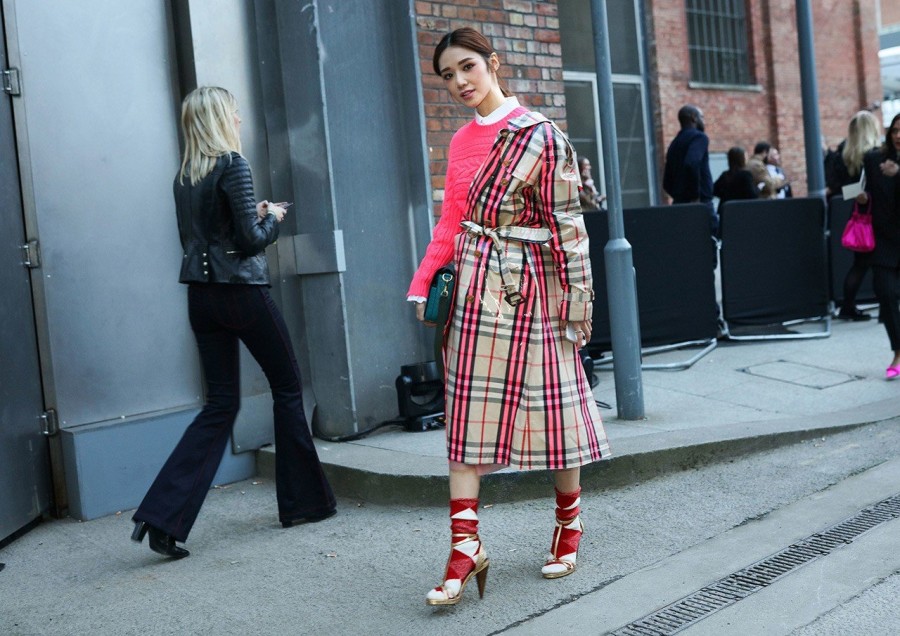 Οι street style εμφανίσεις από το LFW που θα θέλετε να αντιγράψετε - Φωτογραφία 10