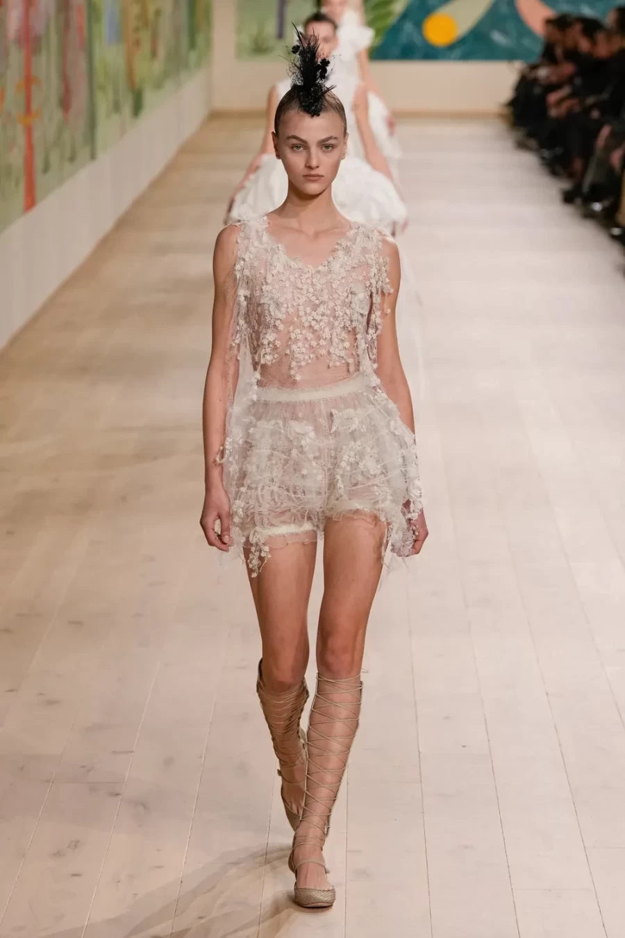  H νέα Haute Couture SS25 συλλογή του Dior ήταν αφιερωμένη στην μετάβαση από την παιδική ηλικία προς την ενηλικίωση- Φωτογραφία 15