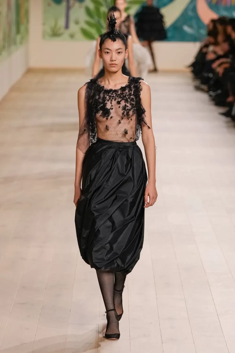  H νέα Haute Couture SS25 συλλογή του Dior ήταν αφιερωμένη στην μετάβαση από την παιδική ηλικία προς την ενηλικίωση- Φωτογραφία 32