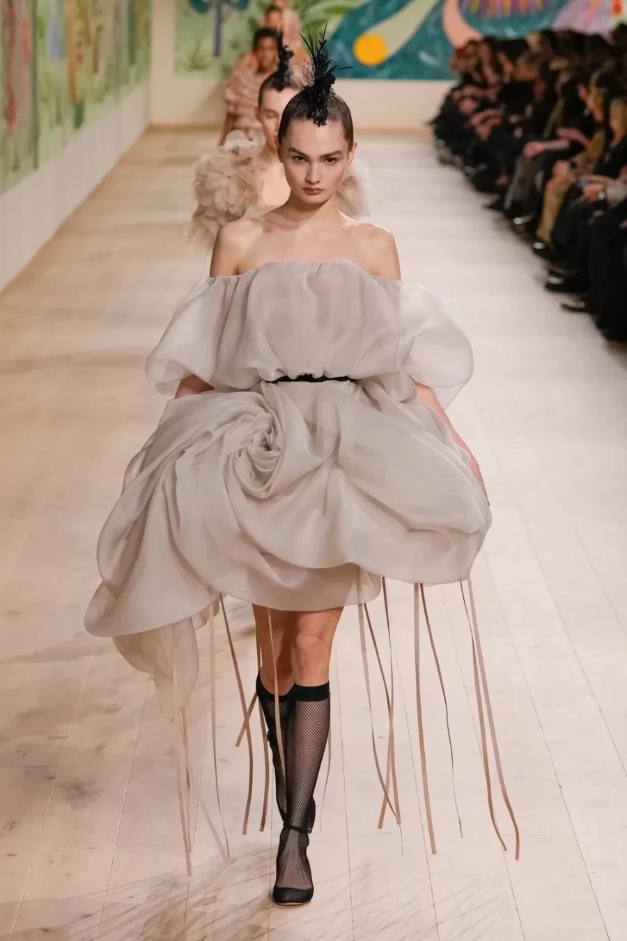  H νέα Haute Couture SS25 συλλογή του Dior ήταν αφιερωμένη στην μετάβαση από την παιδική ηλικία προς την ενηλικίωση- Φωτογραφία 37