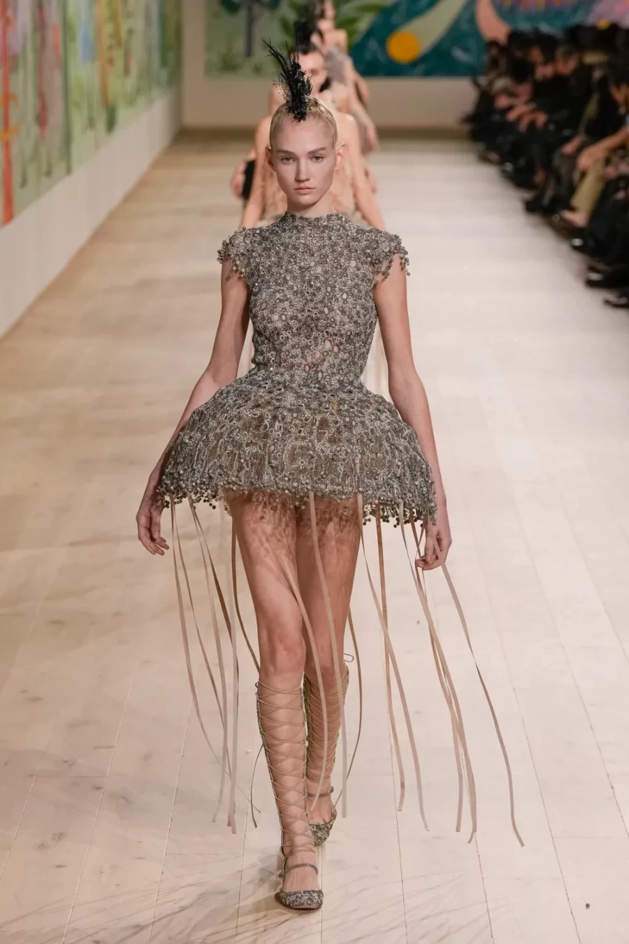  H νέα Haute Couture SS25 συλλογή του Dior ήταν αφιερωμένη στην μετάβαση από την παιδική ηλικία προς την ενηλικίωση- Φωτογραφία 55