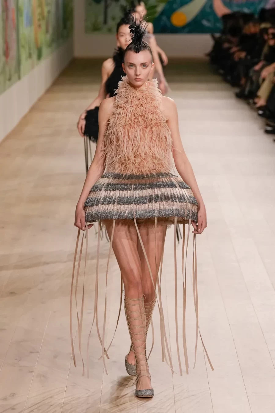  H νέα Haute Couture SS25 συλλογή του Dior ήταν αφιερωμένη στην μετάβαση από την παιδική ηλικία προς την ενηλικίωση- Φωτογραφία 56