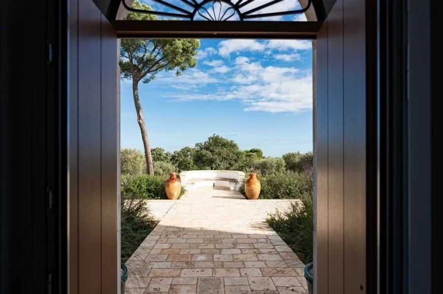 Μια ιστορική κατοικία  στην Puglia εκσυγχρονίστηκε σε ένα ονειρεμένο σπίτι  - Φωτογραφία 3