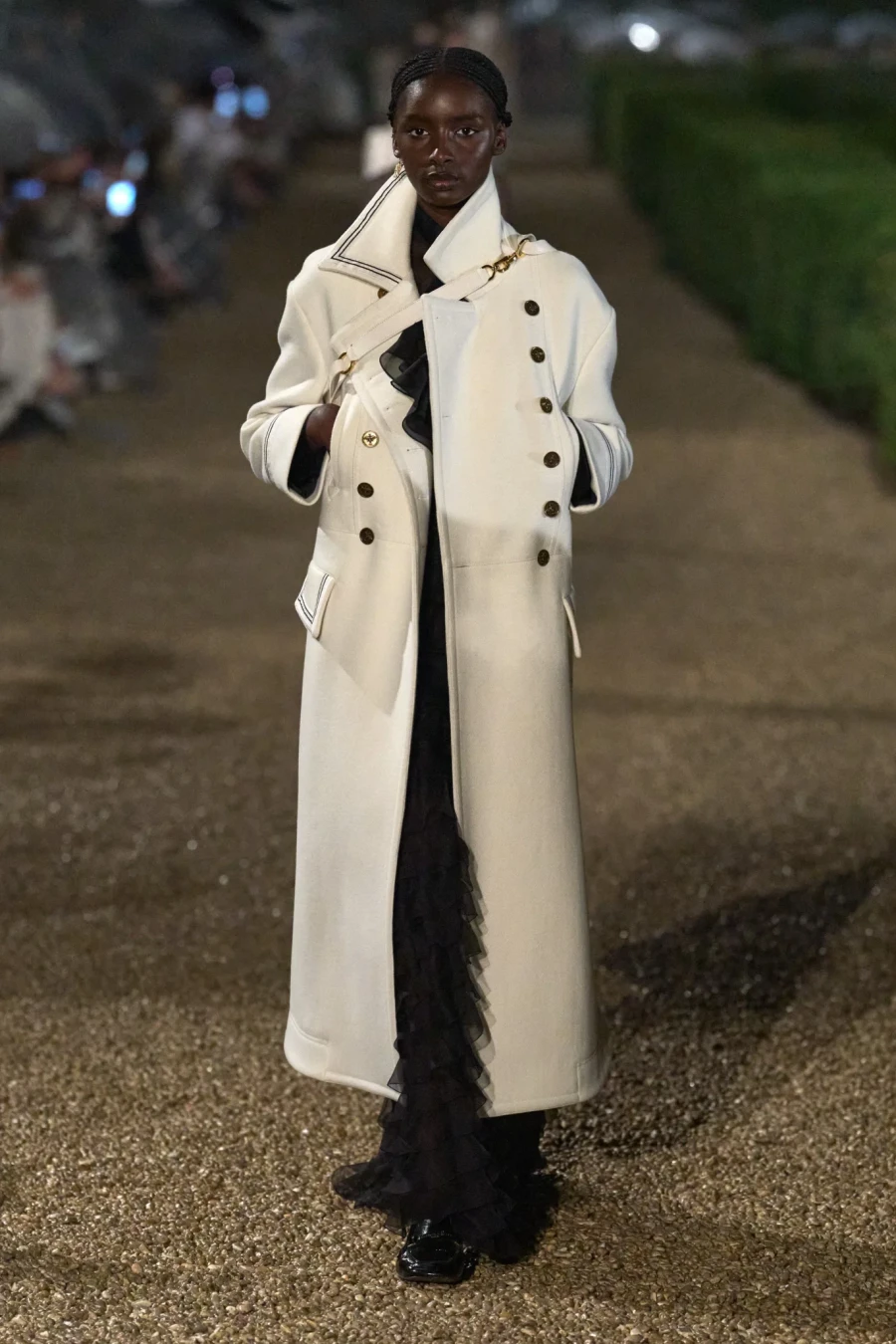 Dior Cruise 2026: Η Maria Grazia Chiuri παρουσίασε στη Ρώμη μια συλλογή-ωδή στις ρίζες της και στην ιταλική Αναγέννηση- Φωτογραφία 16