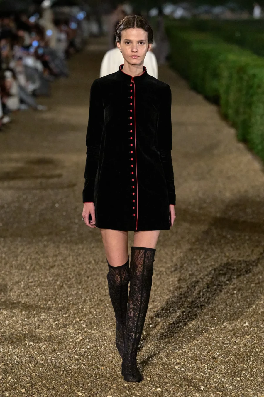 Dior Cruise 2026: Η Maria Grazia Chiuri παρουσίασε στη Ρώμη μια συλλογή-ωδή στις ρίζες της και στην ιταλική Αναγέννηση- Φωτογραφία 13