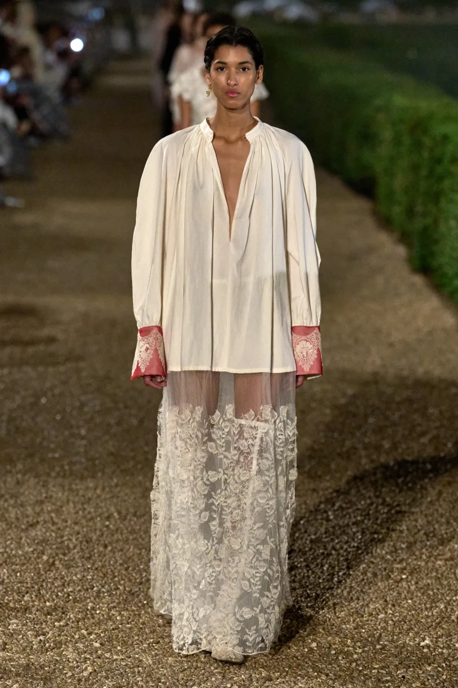 Dior Cruise 2026: Η Maria Grazia Chiuri παρουσίασε στη Ρώμη μια συλλογή-ωδή στις ρίζες της και στην ιταλική Αναγέννηση- Φωτογραφία 3