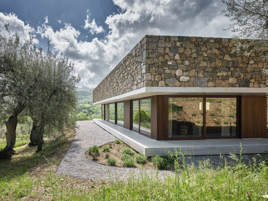 Μια πέτρινη κατοικία στην ιταλική εξοχή γίνεται η επιτομή του σύγχρονου design- Φωτογραφία 6