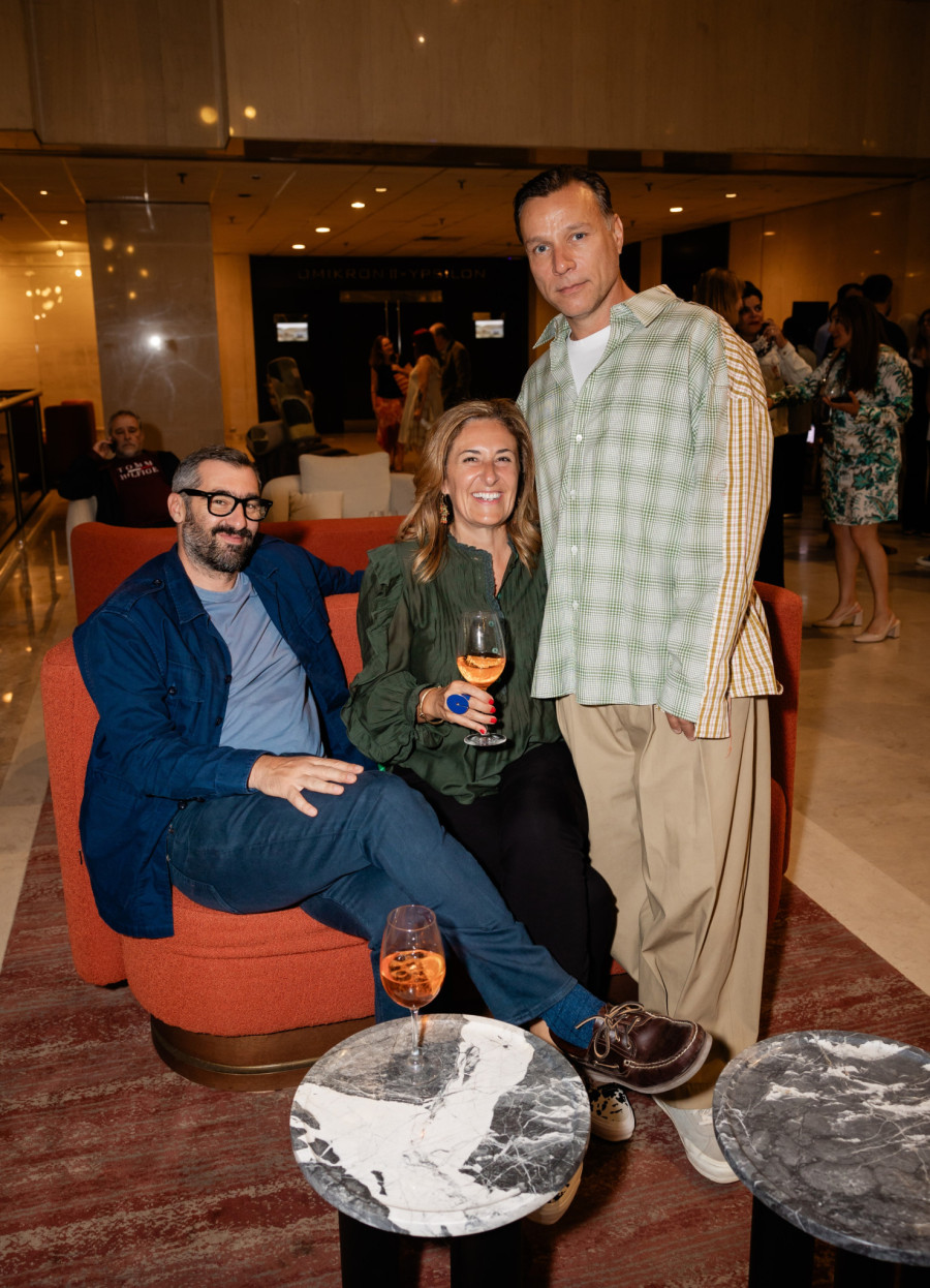 Το InterContinental Athens μετατράπηκε σε σημείο συνάντησης της σύγχρονης τέχνης με αφορμή τα εγκαίνια της έκθεσης Art Athina Pop Up- Φωτογραφία 2