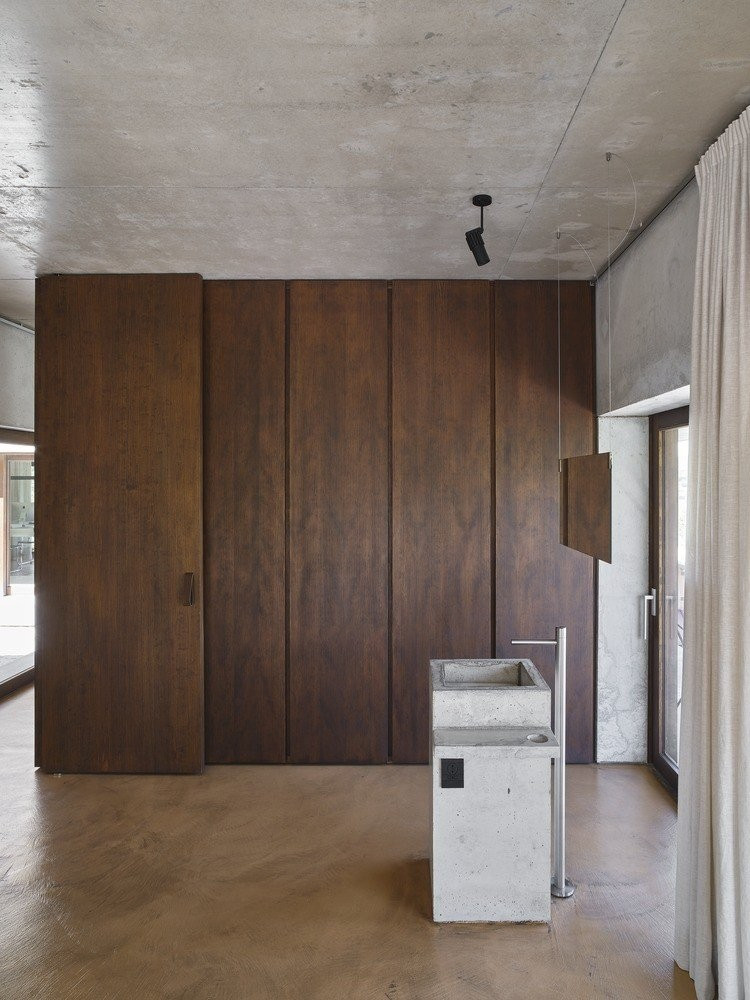 Μια πέτρινη κατοικία στην ιταλική εξοχή γίνεται η επιτομή του σύγχρονου design- Φωτογραφία 2