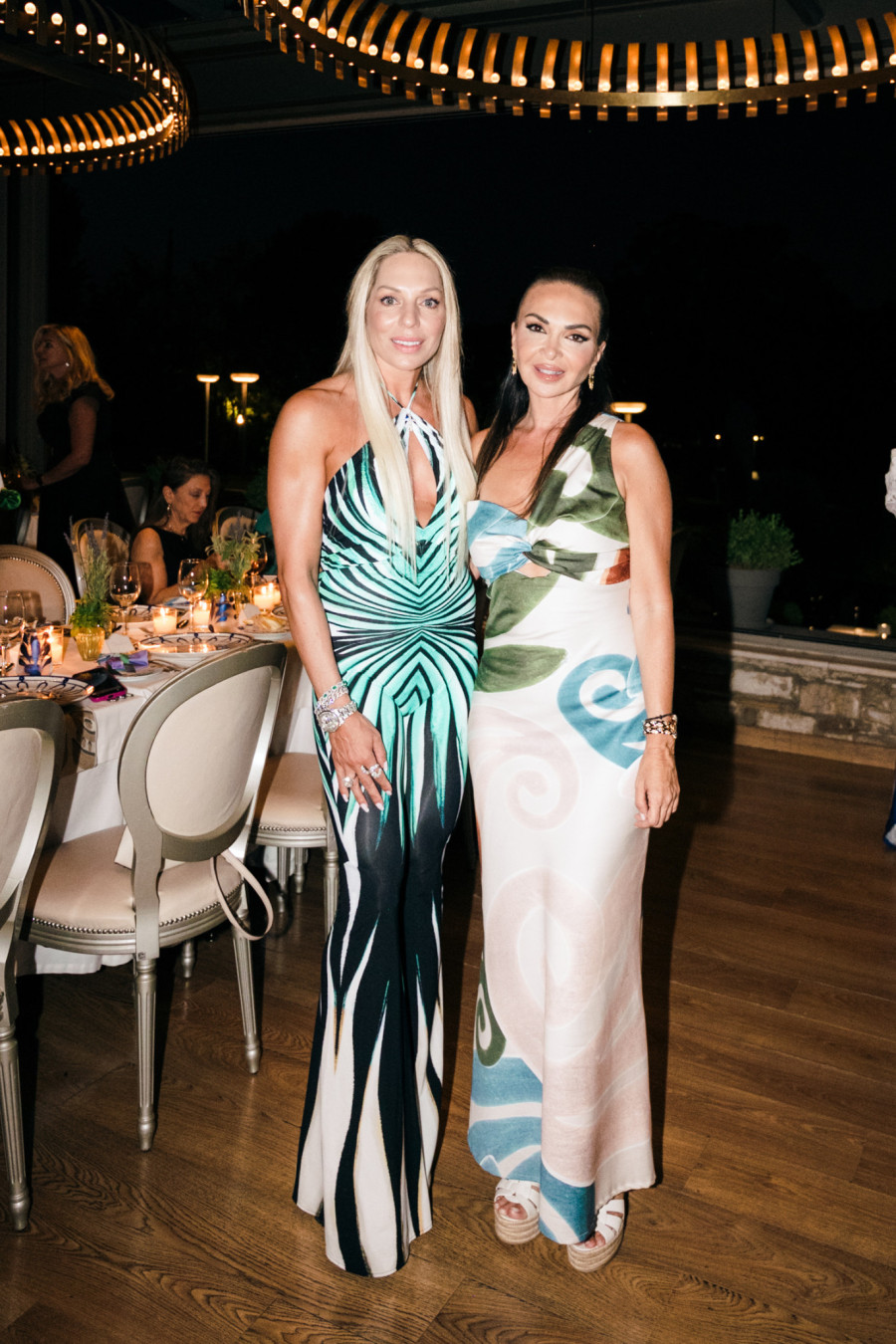 Η Θέμις Ζουγανέλη υποδέχθηκε στην Αθήνα την Cordelia de Castellane σε ένα μοναδικό dinner - ύμνο στο art de la table με φόντο την φωτισμένη Ακρόπολη- Φωτογραφία 5