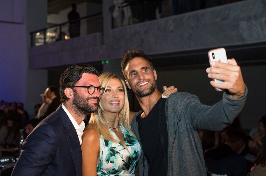 Το μεγάλο φινάλε και οι καλεσμένοι που ξεχώρισαν στην Εβδομάδα Μόδας- Φωτογραφία 30