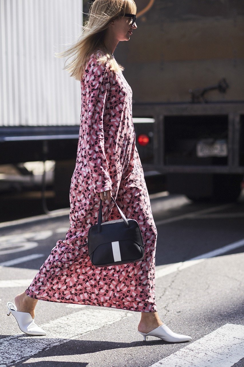 Δείτε πώς θα φορέσετε τα hot παπούτσια της άνοιξης- Φωτογραφία 8