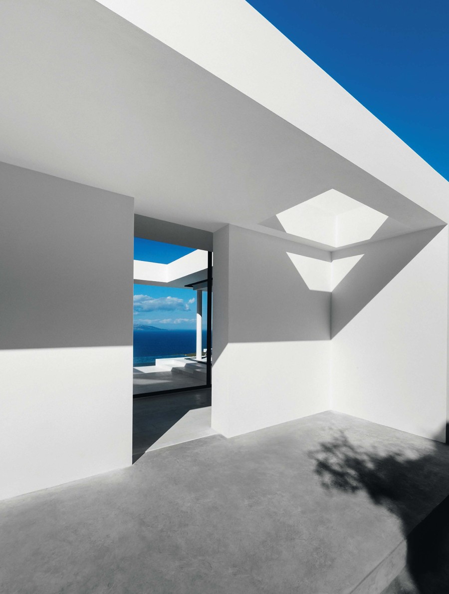 Μια κατοικία στο Ιόνιο που κυριολεκτικά κόβει την ανάσα - Φωτογραφία 7