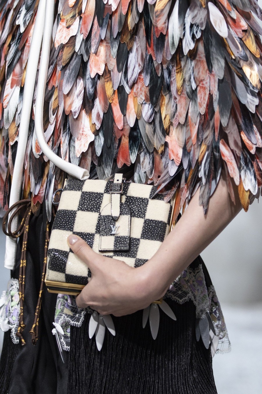 Η μόδα συνάντησε την τέχνη στο Louis Vuitton Cruise 2019 fashion show- Φωτογραφία 1