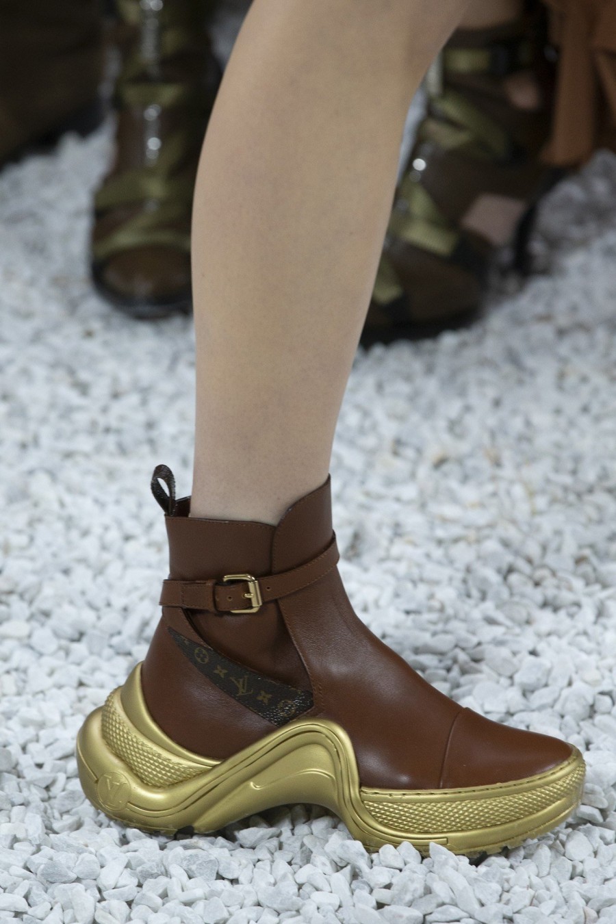 Η μόδα συνάντησε την τέχνη στο Louis Vuitton Cruise 2019 fashion show- Φωτογραφία 11