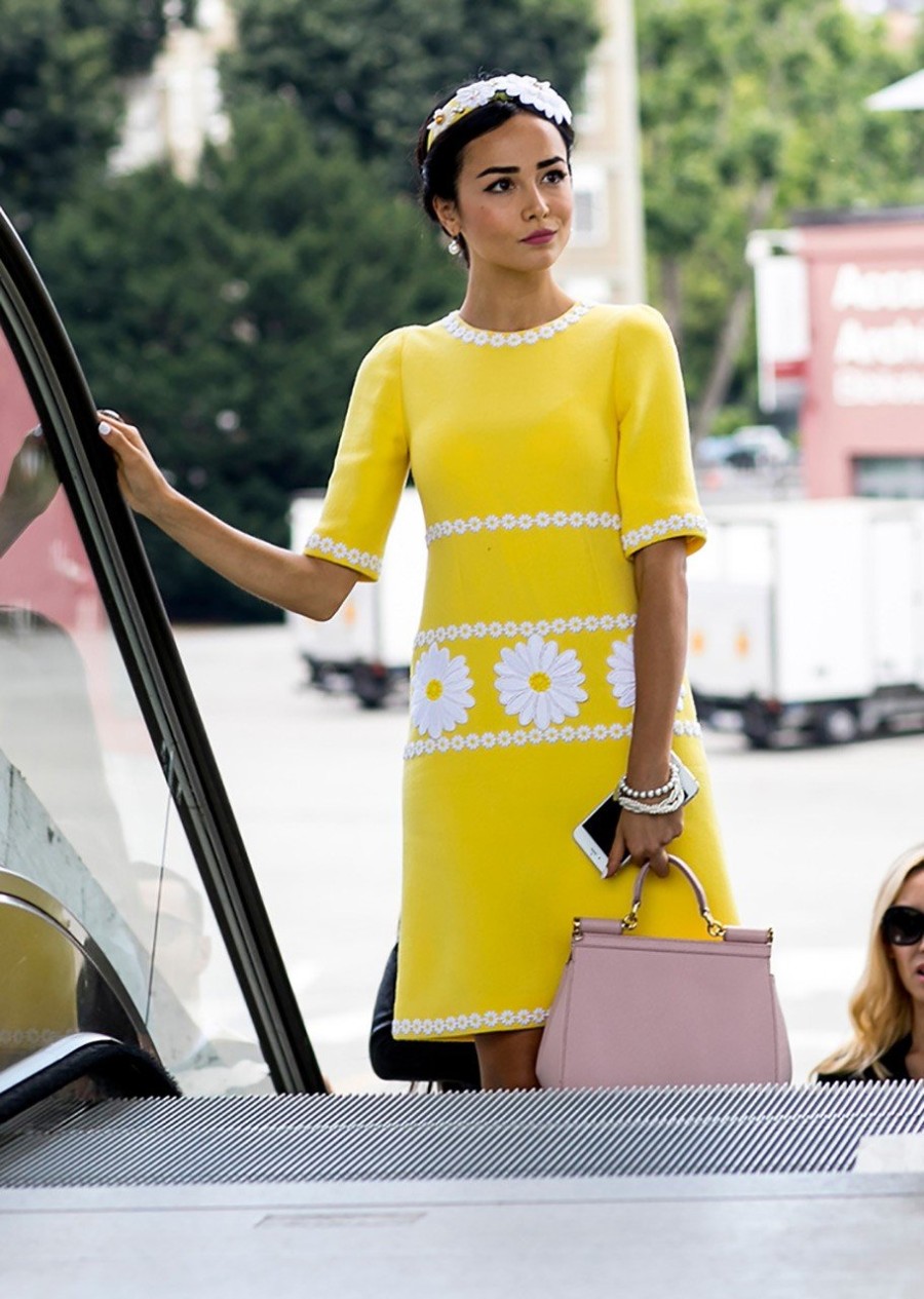 Bring on the sunshine: φωτεινά looks στα χρώματα του ήλιου- Φωτογραφία 3