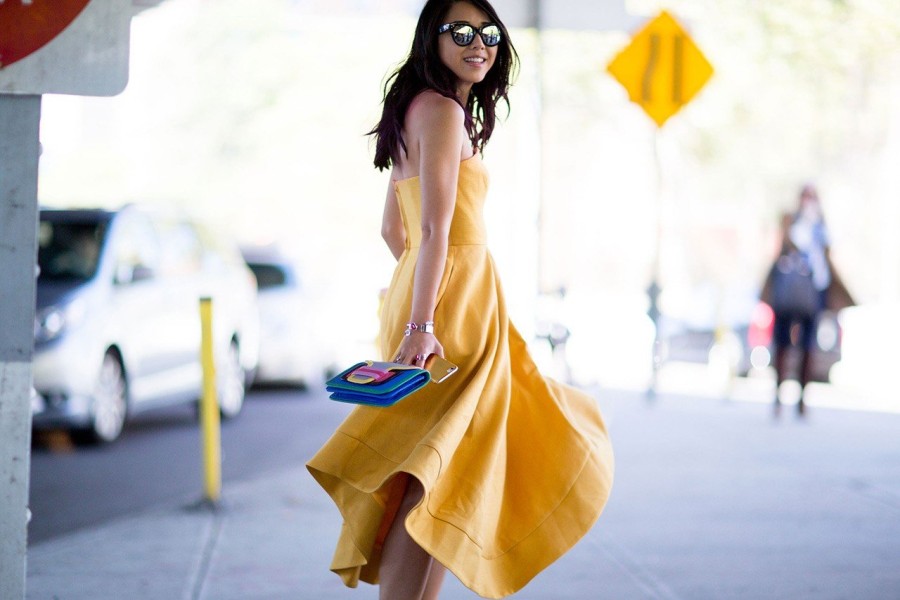 Bring on the sunshine: φωτεινά looks στα χρώματα του ήλιου- Φωτογραφία 8