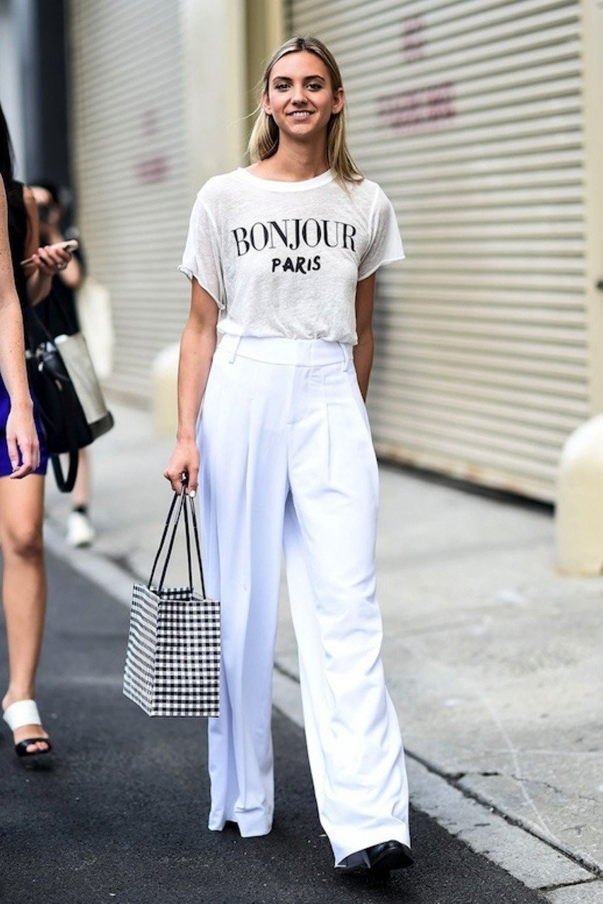 Logo trend: εκφραστείτε μέσα από τα πιο stylish t-shirts- Φωτογραφία 1
