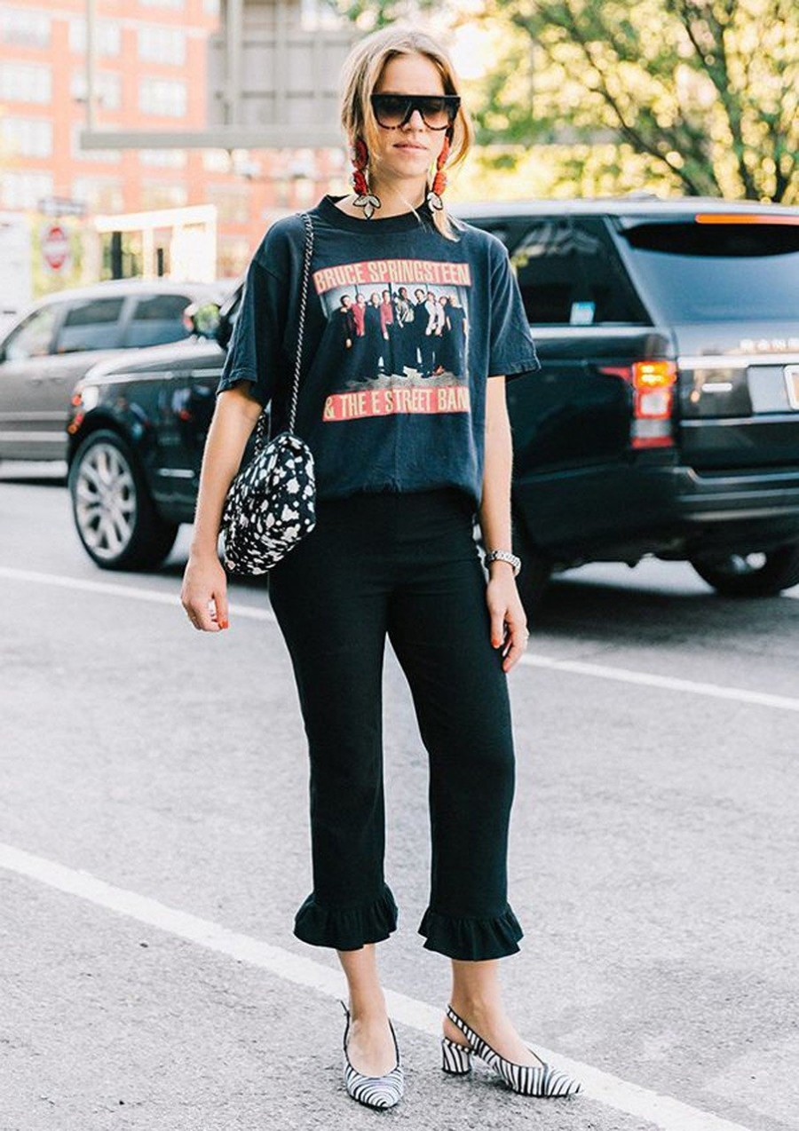 Logo trend: εκφραστείτε μέσα από τα πιο stylish t-shirts- Φωτογραφία 22