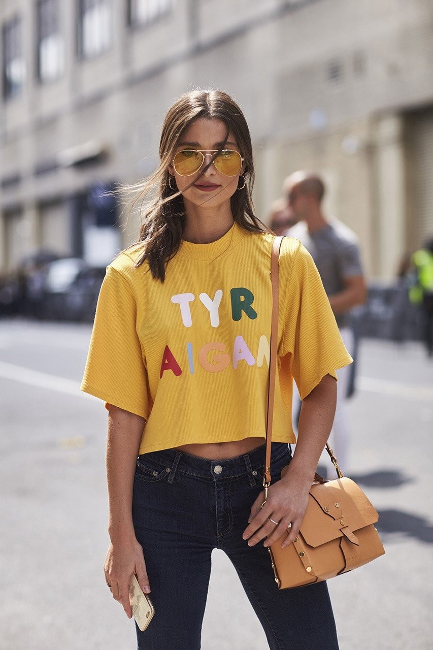 Logo trend: εκφραστείτε μέσα από τα πιο stylish t-shirts- Φωτογραφία 23