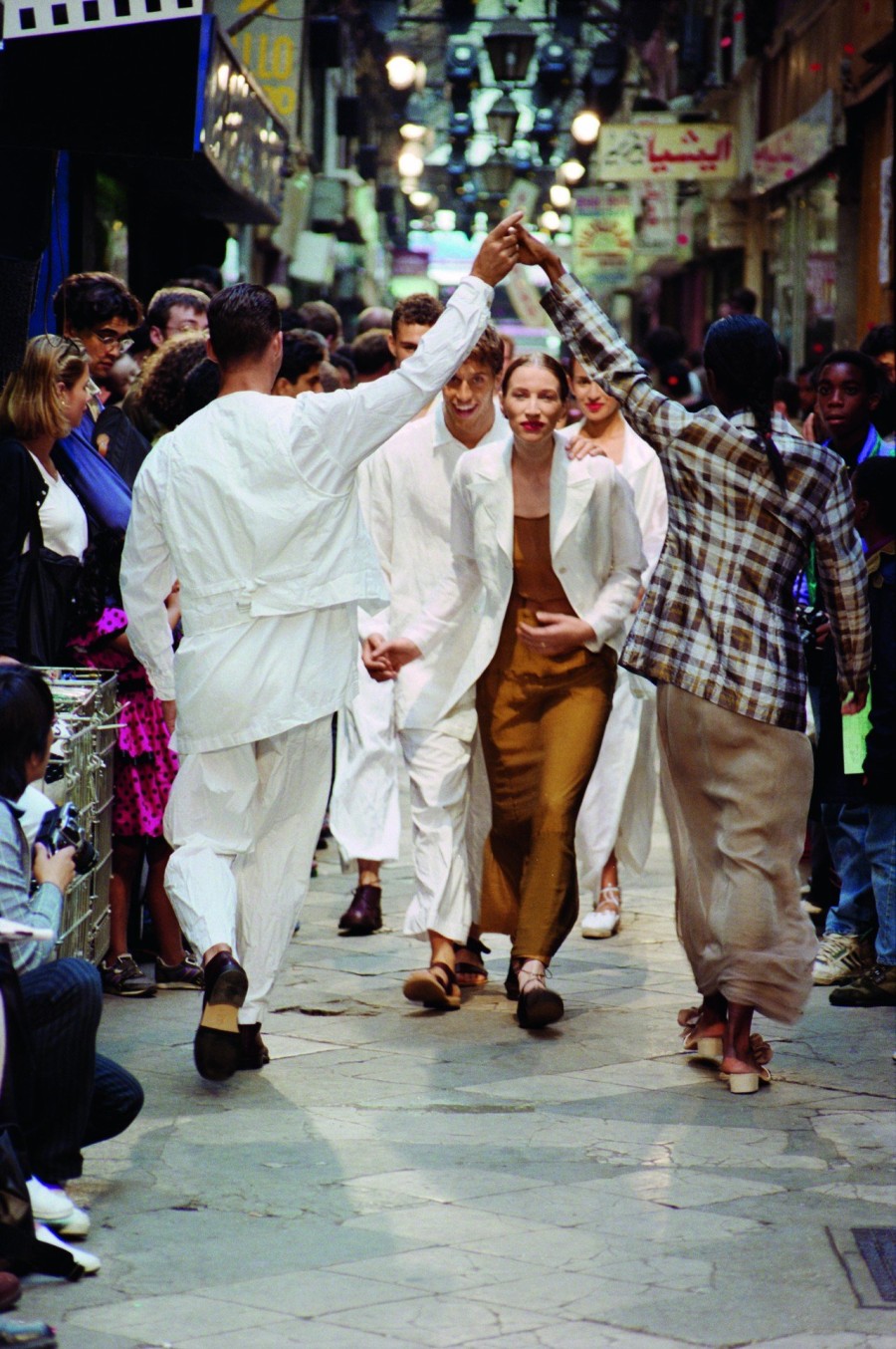 Ο σπουδαίος σχεδιαστής Dries Van Noten εμπνέει με την αισθητική του- Φωτογραφία 3