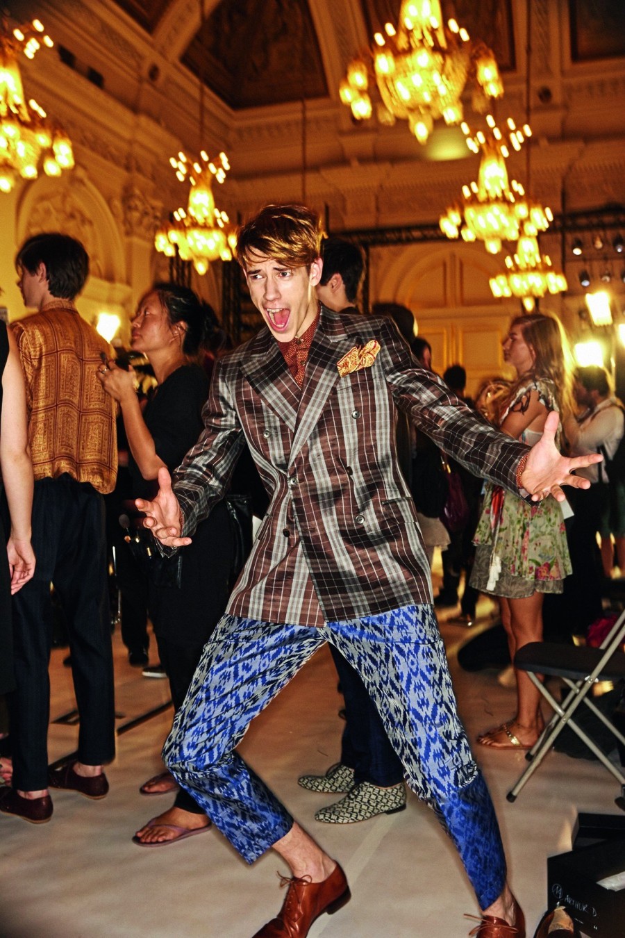 Ο σπουδαίος σχεδιαστής Dries Van Noten εμπνέει με την αισθητική του- Φωτογραφία 6