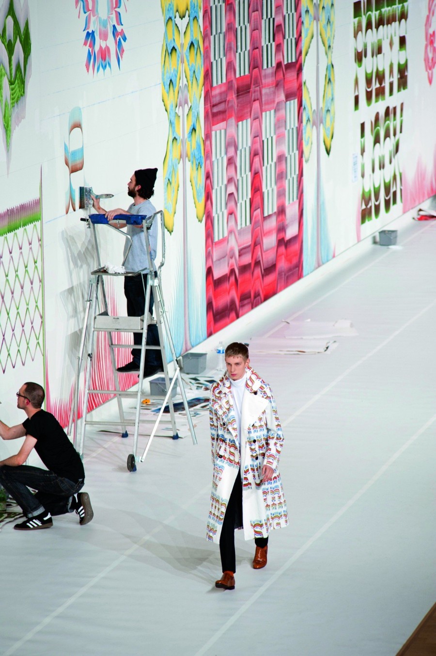 Ο σπουδαίος σχεδιαστής Dries Van Noten εμπνέει με την αισθητική του- Φωτογραφία 7