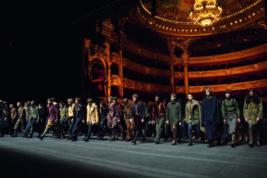 Ο σπουδαίος σχεδιαστής Dries Van Noten εμπνέει με την αισθητική του- Φωτογραφία 10