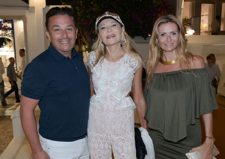 Λαμπερό opening για την boutique Themis•Z στη Μύκονο- Φωτογραφία 24