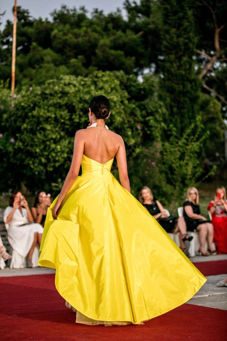 Δείτε πρώτοι πλούσιο φωτογραφικό υλικό από το show του Βασίλη Ζούλια - Φωτογραφία 9