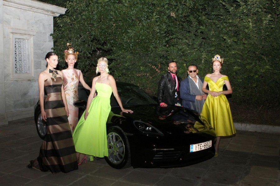 Δείτε πρώτοι πλούσιο φωτογραφικό υλικό από το show του Βασίλη Ζούλια - Φωτογραφία 17