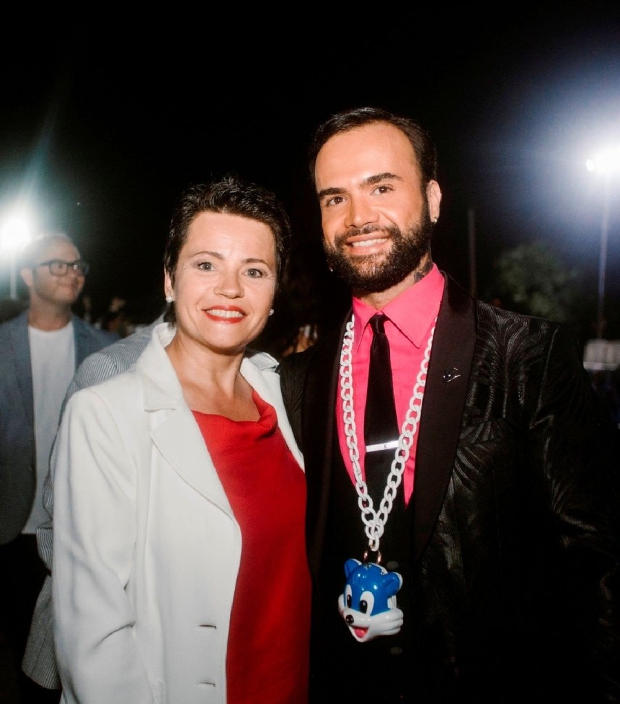 Δείτε πρώτοι πλούσιο φωτογραφικό υλικό από το show του Βασίλη Ζούλια - Φωτογραφία 18