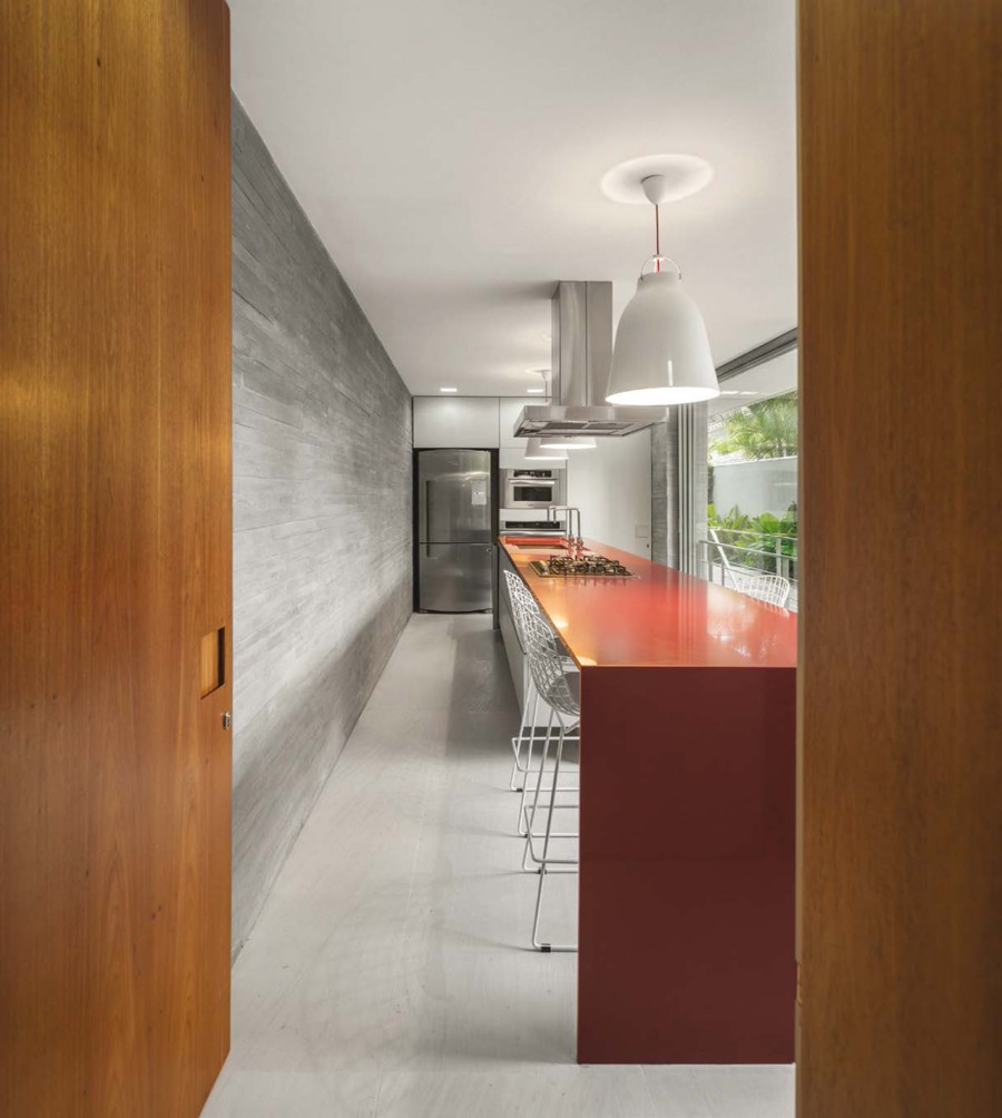 Ένας κύβος που αιωρείται πάνω σε μια πιλοτή είναι το White House στη Βραζιλία- Φωτογραφία 7