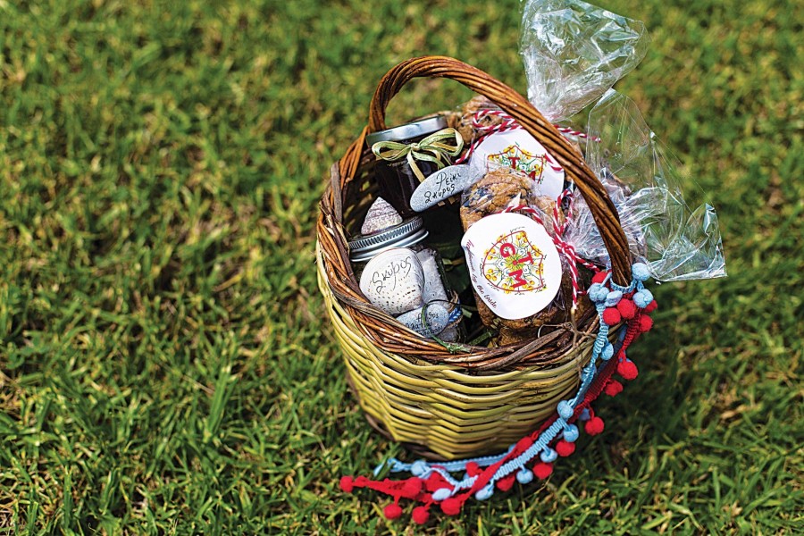 Οι Γεώργιος Καράμπελας και Μαρίνα Κουταρέλλη γιόρτασαν 15 χρόνια γάμου - Φωτογραφία 1