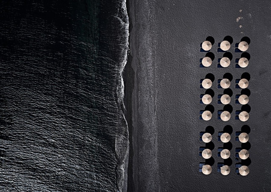 Οι αληθινές ιστορίες ανθρώπων εμπνέουν το νέο Ιstoria hotel στη Σαντορίνη- Φωτογραφία 15