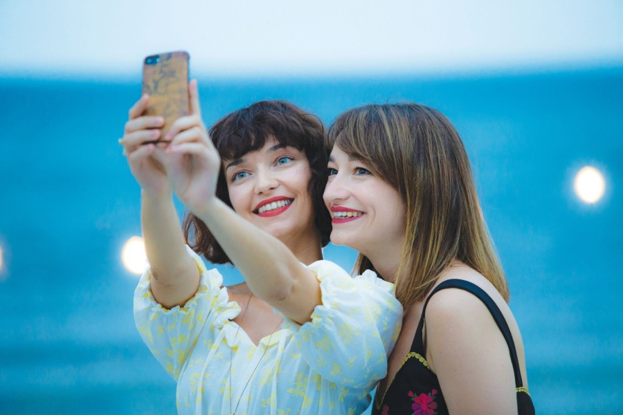 Οι Γεώργιος Καράμπελας και Μαρίνα Κουταρέλλη γιόρτασαν 15 χρόνια γάμου - Φωτογραφία 8